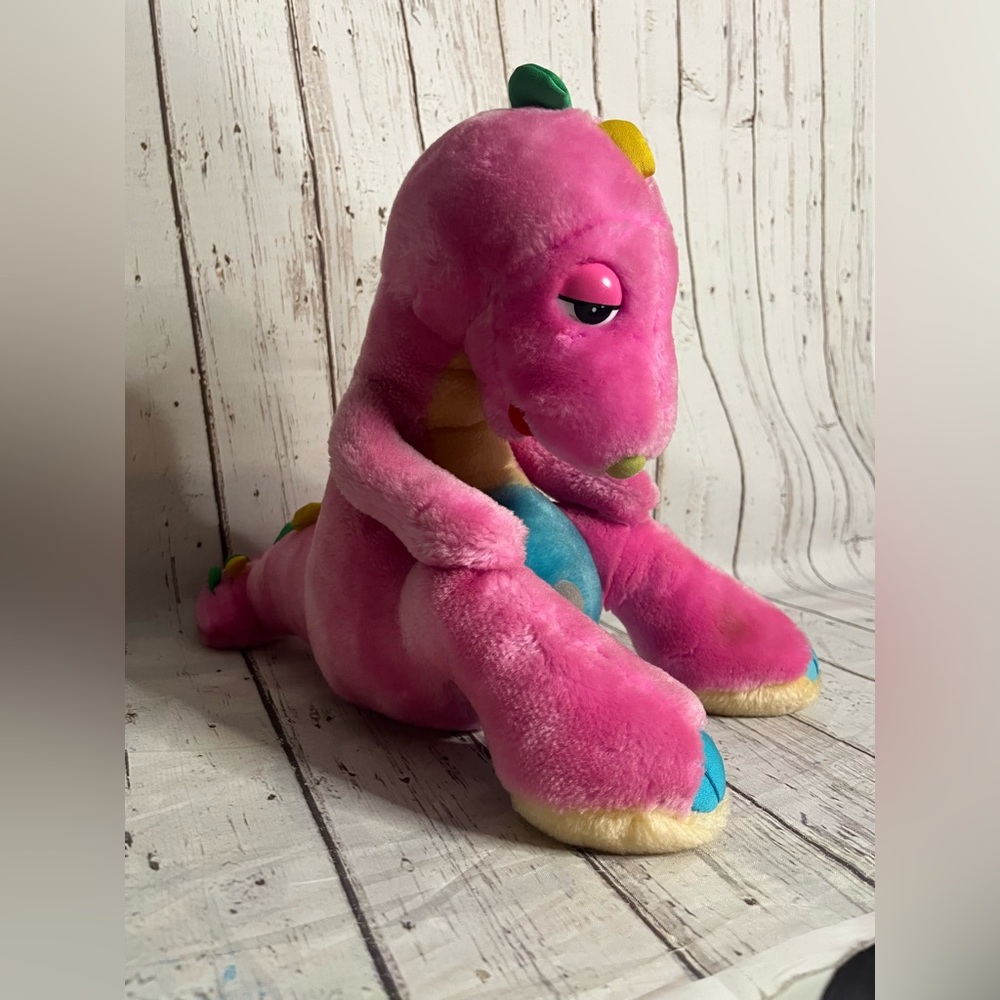 14" Vintage 1986 Commonwealth Pink Dinosnores Rolling Ball Rattling Plush Toy